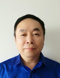 王    成